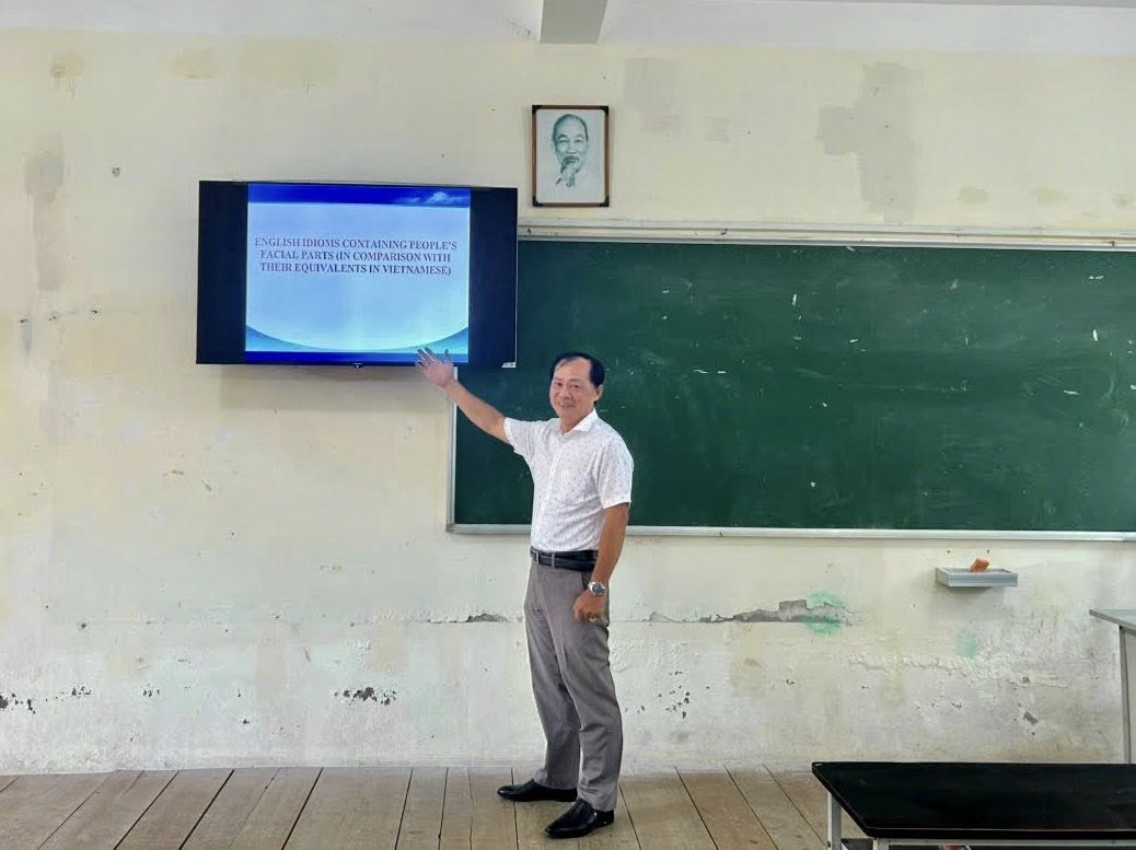 BỘ MÔN NGOẠI NGỮ SINH HOẠT HỌC THUẬT CHỦ ĐỀ “ENGLISH IDIOMS CONTAINING PEOPLE’S FACIAL PARTS (IN COMPARISON WITH THEIR EQUIVALENTS IN VIETNAMESE)”